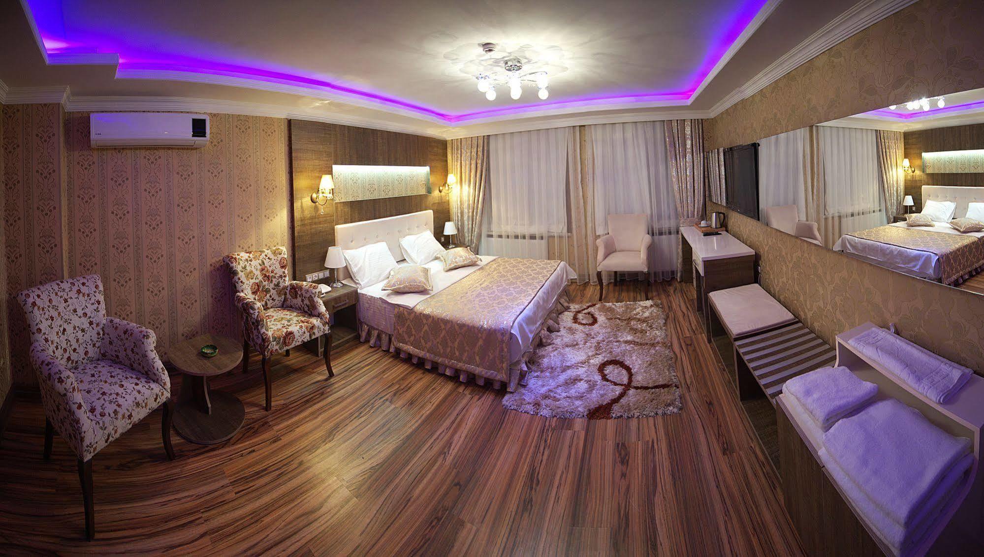 ซาราเจโว ทักซิม โฮเต็ล Hotel อิสตันบูล ภายนอก รูปภาพ